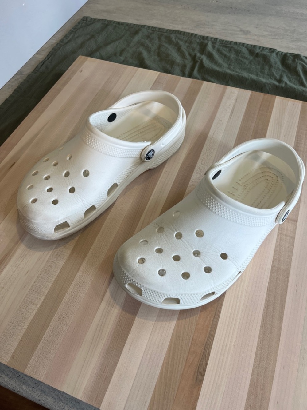 CROCS Classic White Slip-On Clogs with Heel Strap
